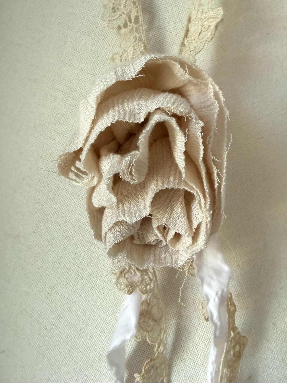 vintage lace fabric flower necklace